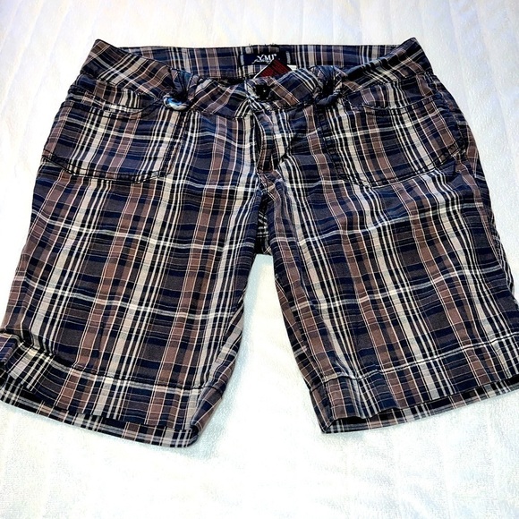 *WOMEN'S YMI shorts size 7 - Picture 1 of 5